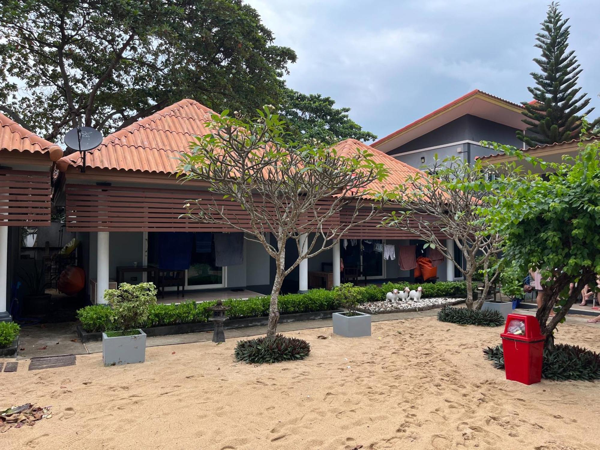 Maenam Villa Hotel Mae Nam Exterior foto