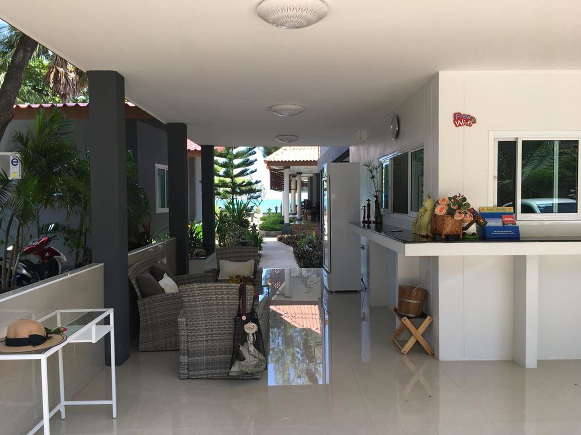 Maenam Villa Hotel Mae Nam Exterior foto